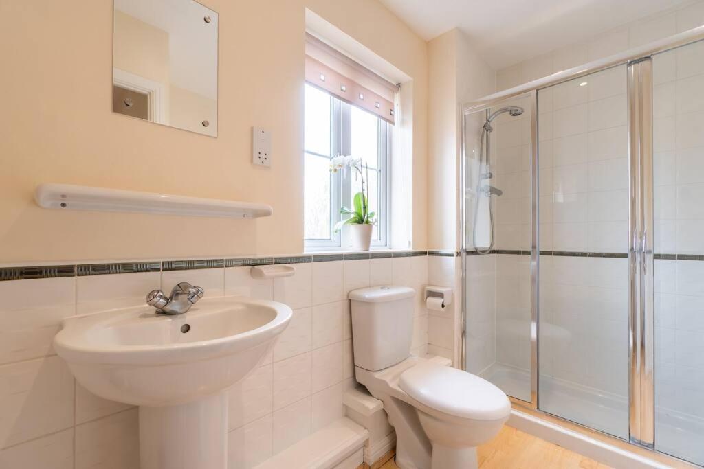 Bristol'S Coach House - 2 Bedroom Detached Apartment With Secure Parking Exterior photo